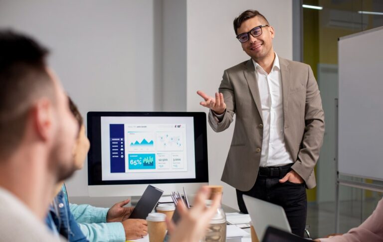 Benefits of Hiring a Pitch Deck Consultant: Boosting Your Success
